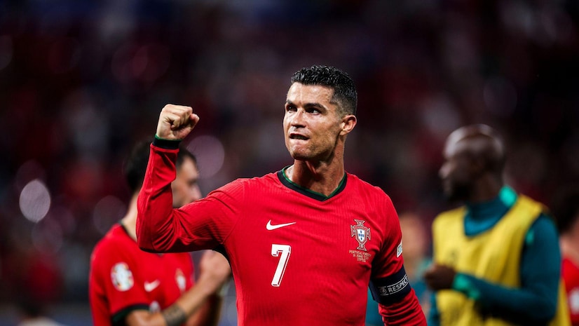 覃海洋荣膺世界泳联年度最佳游泳运动员央视新闻客户端.